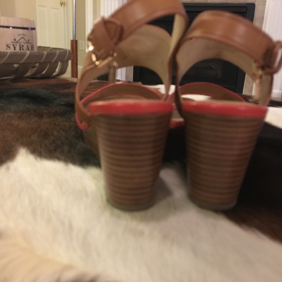 SOLD!! COACH Tan & Coral wedge with buckle close - Picture 4 of 7